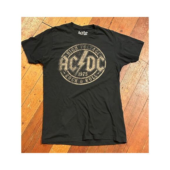 AC/DC High Voltage 1975 Graphic Band T-Shirt Black Size Small - Picture 4 of 4